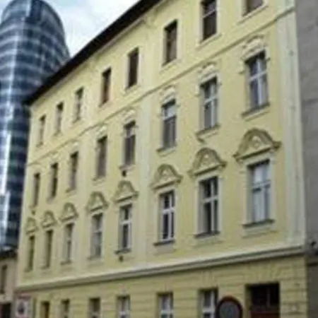 Maly Trh * Bratislava